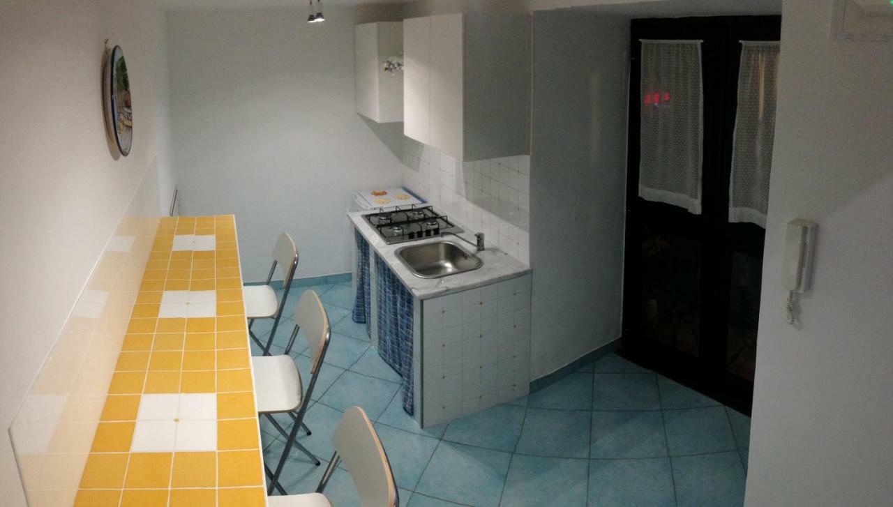 B&B La Grotta Marina วีโกเอเกวนเซ ภายนอก รูปภาพ